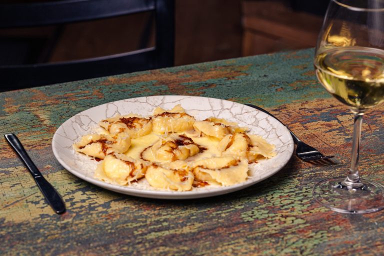 Tortelloni di mascarpone con parmigiano e balsamico di Modena