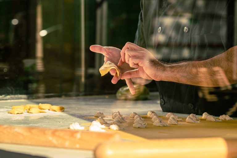 Cortando pasta fresca